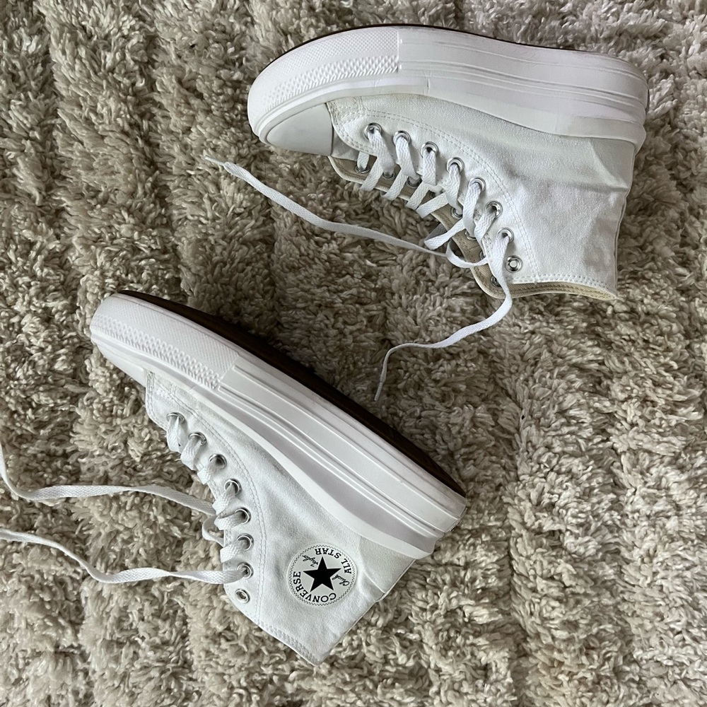 Converse White High-Top Sneakers Classic Canvas Design
